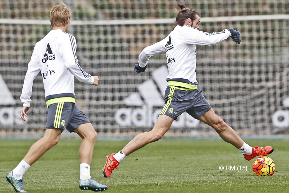 realmadriden's tweet photo. .@GarethBale11 and @DaniCarvajal92 trained at #RMCity today as attentions turned to Sevilla! ⚽💪

#HalaMadrid https://t.co/h5Um4TXsPw