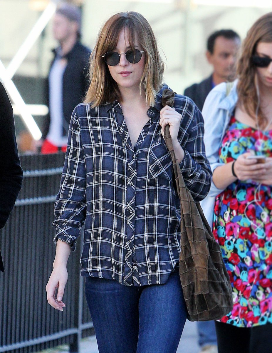 dakota johnson dr martens
