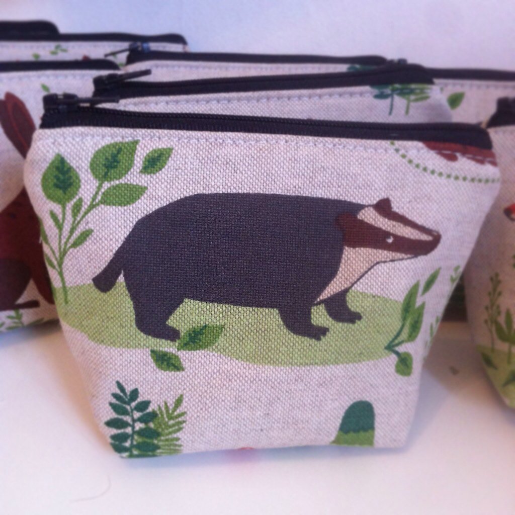 Starts this weekend! #shoplocal #manchester #nq #manchesternq #faithinfabric <a href="/_makersmarket/">Makers Market</a> <a href="/lauramalcs/">laura malcolm</a>