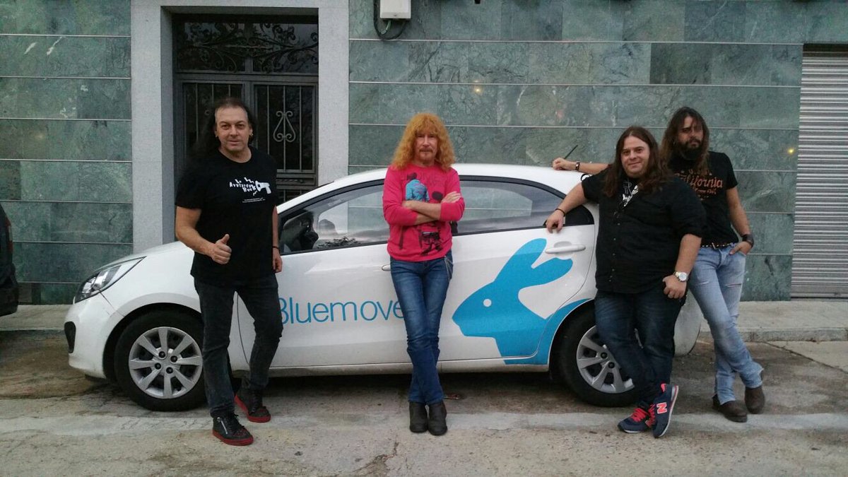 coches669's tweet photo. ¡@MedinaAzahara_ ya son usuarios de @Bluemove ! Ellos se han pasado al #carsharing. ¡Hazte #Bluemover tú también! https://t.co/GZRJN5tXFf