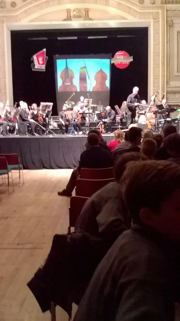 rococork's tweet photo. Our 1st &amp; 4th year music students were at City Hall this morning enjoying Cork Pops Orchestra #rocomusic https://t.co/WpZq1TzMw6
