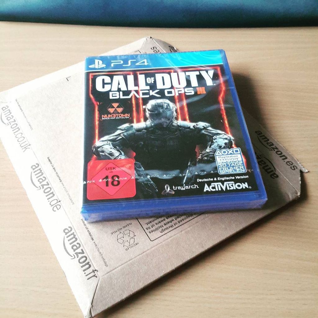 Zweikampfsofa's tweet photo. Freu. Es darf geballert werden. #callofduty #callofdutyblackops2 #blackops2 #zweikampfsofa #smirc #znorx #freudebei… https://t.co/dHdRladEqY