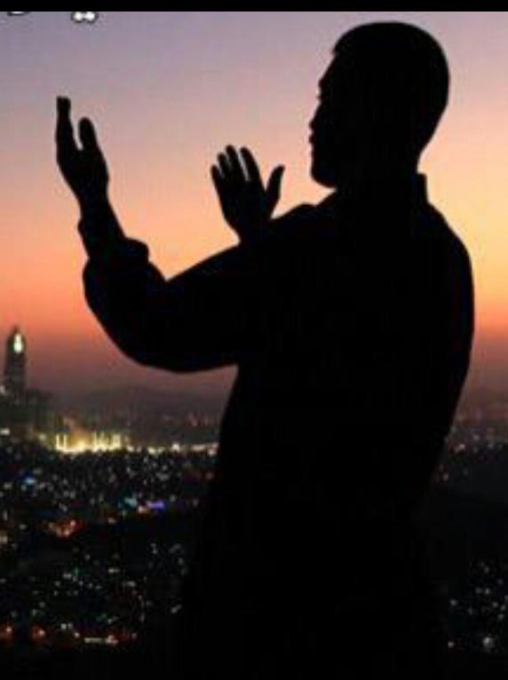 اللهم دلنى على من أراد بى خيراً و دله على ، و أصرفنى عن
 من أراد بى شراً و أصرفه عنى
مسائكم خير وبركه..