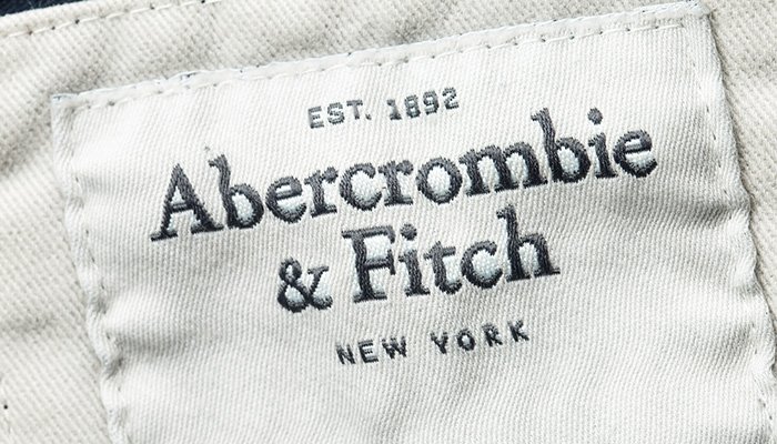BrittonMDG's tweet photo. 4 suggestions to fix @Abercrombie. https://t.co/CHgbLrlZuk #rebranding #blog https://t.co/LfKlXQ82iX