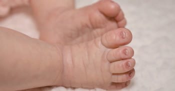 Newborn Baby Rescued After Being Dumped In Trash Bag On Side Of The Road
twnewsjp.com/page.php?id=16…