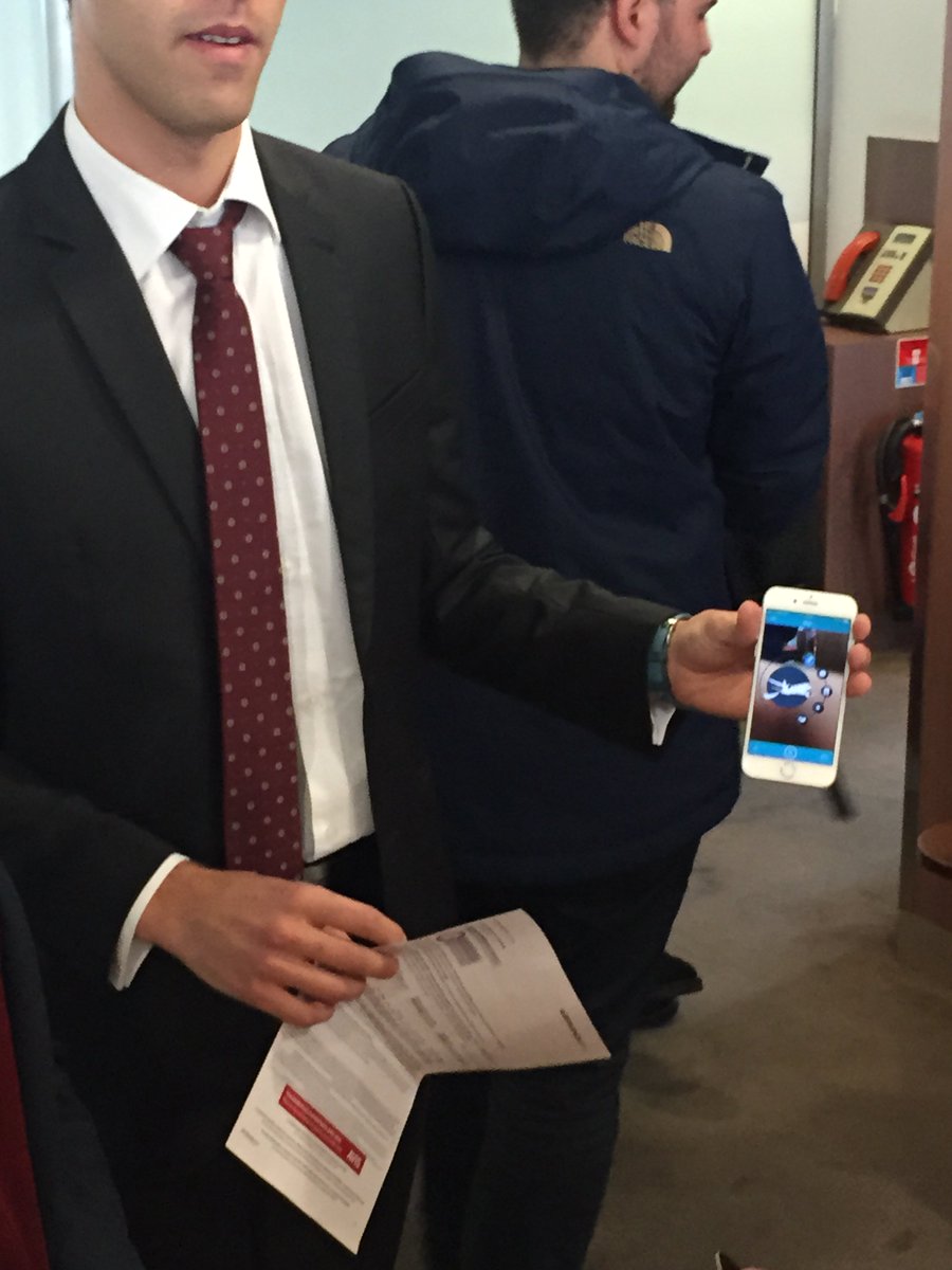 zeTravelersClub's tweet image. #AirFrance soutient ces start-up en leur offrant la visibilité leur permettant de trouver des fonds ! #Labline