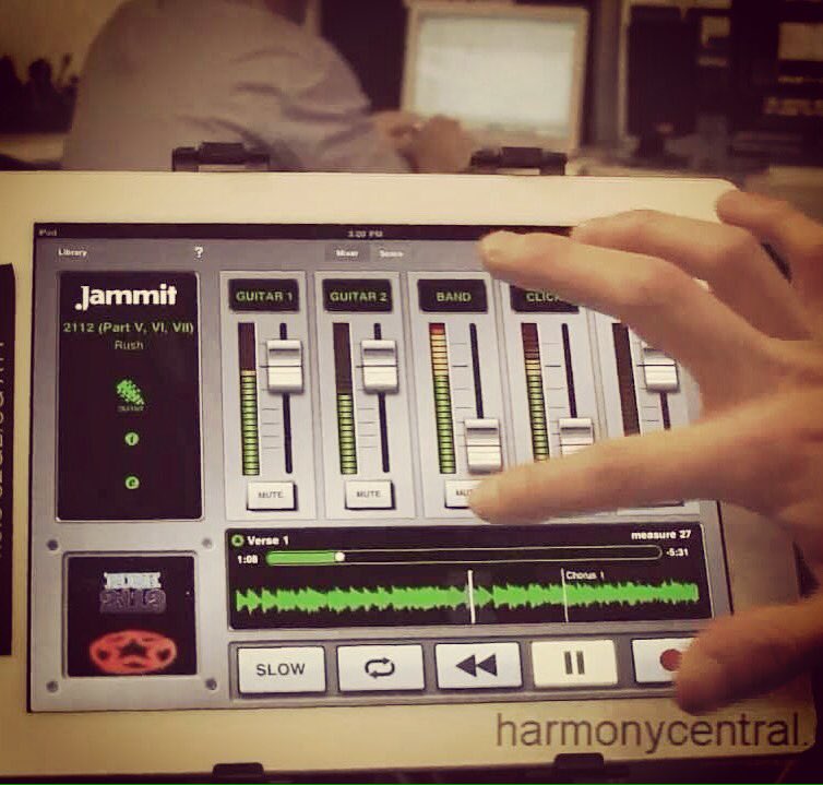 jammit_app's tweet image. Master #2112 by soloing the part, looping difficult sections &amp;amp; slowing it down! 🎸🎼jammit.com/artist/Rush @Loudwire