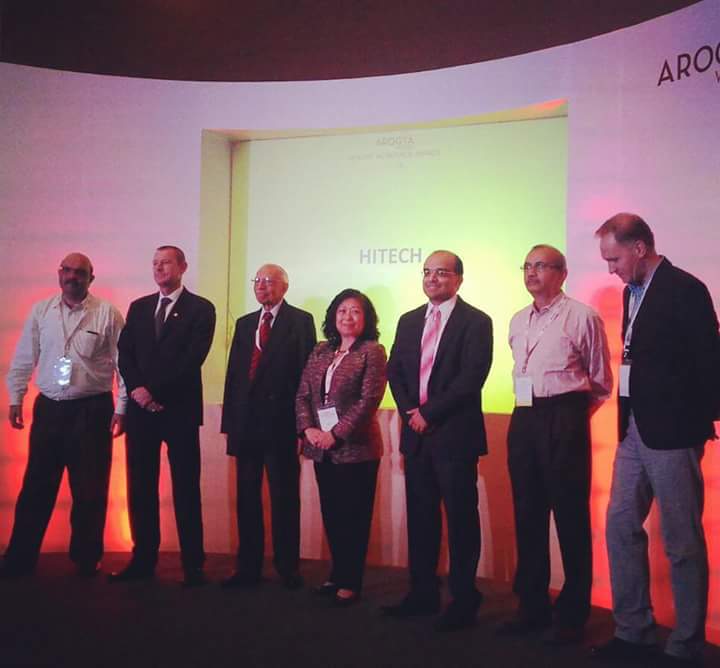 Rupa_lii's tweet photo. #hitechgroup Malav Dani receives #Gold level #arogyaworld 2015 @GrandHyattMum @sonal_gamadia @swarada https://t.co/oczVmRFKVX