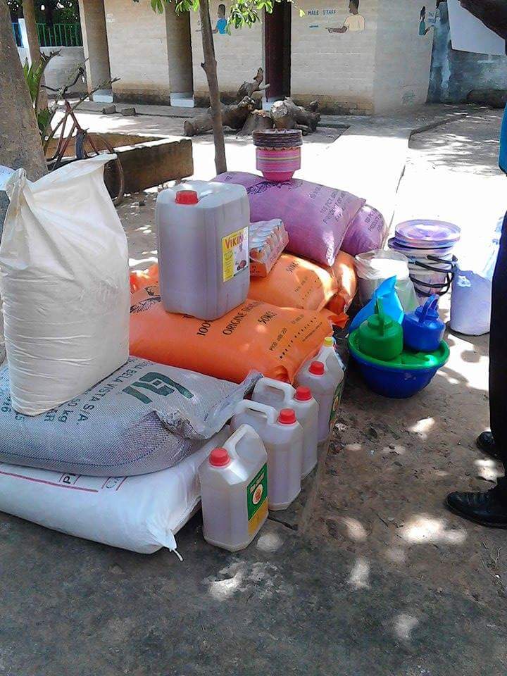 GISPD_ORG's tweet photo. https://t.co/WRC75m9Eqk in collaborations with WOINET &amp; Dankachallenge donated Food Items to GADHOH School Brikama https://t.co/niBrOdRKDK
