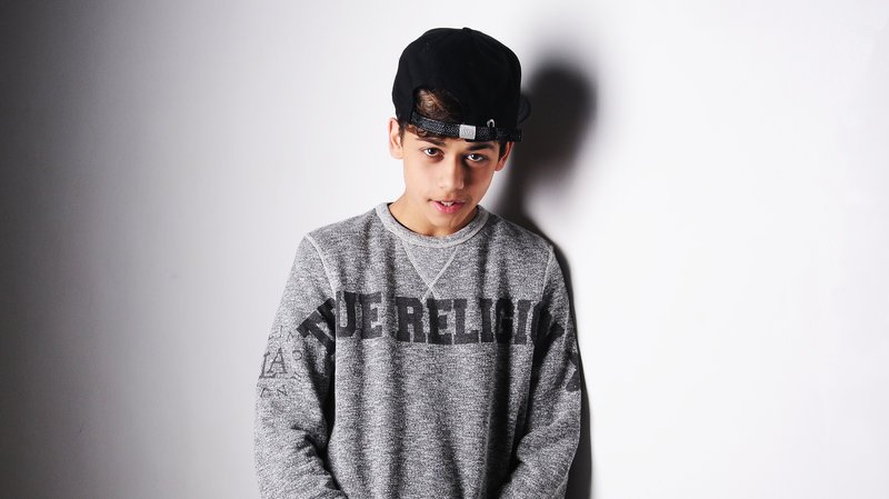 sonsandbros's tweet photo. 18 Y.O. @HarrisJOfficial uses his music as a tool 2 combat stereotypes of the Islamic faith: https://t.co/JAHXdeqo8J https://t.co/DGm37fnlxi