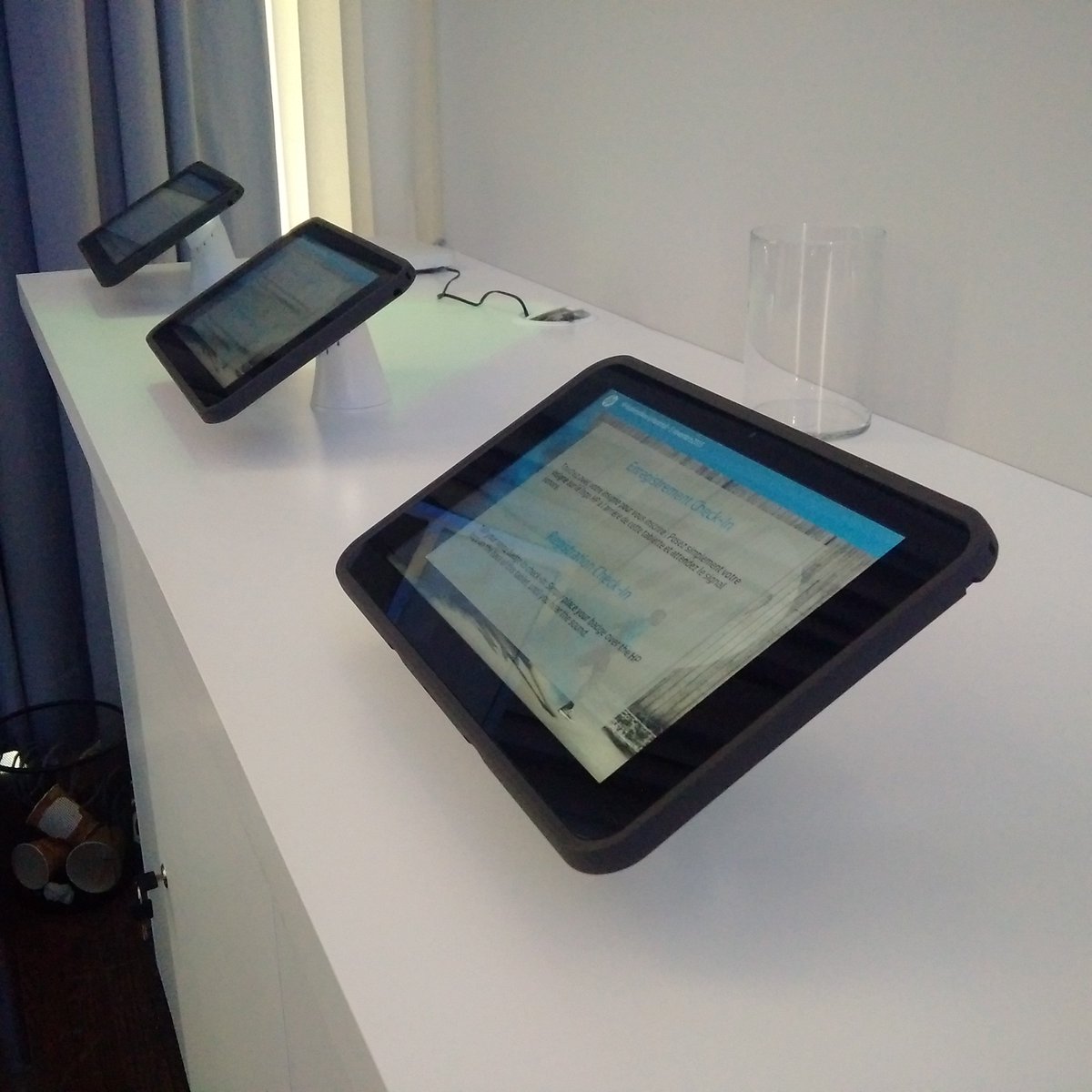 GreenRackSaaS's tweet photo. @greenracksaas #event Registration #hpbusinessnow event using #nfc Technology with @HPCanada tablets https://t.co/6TovBPvQ9j