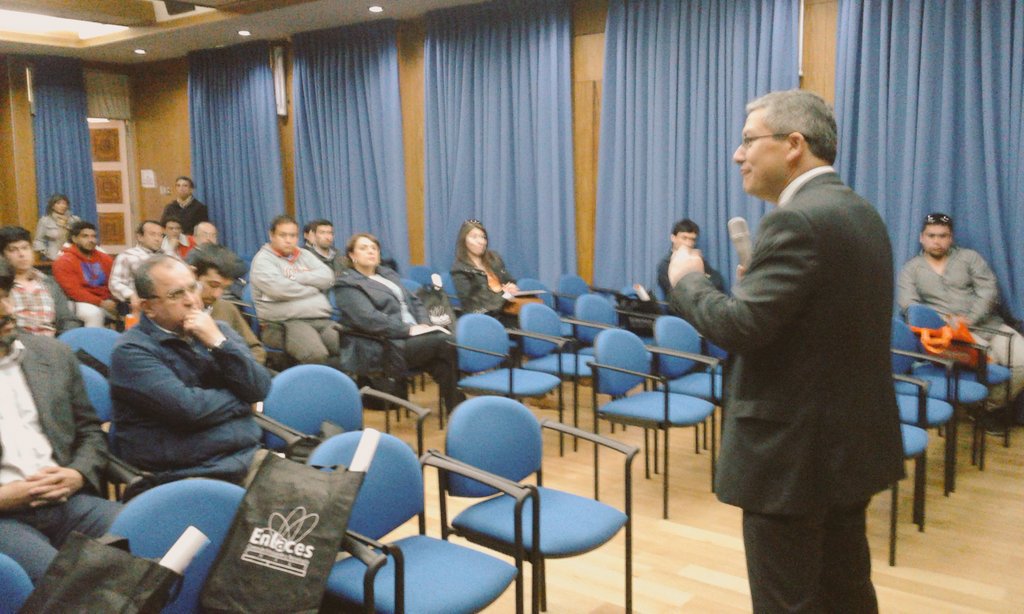 <a href="/seremieducLlgos/">Seremi Educación Los Lagos</a> habla sobre desarrollo de la Ciencia en la #EducacionPública  en Seminario @EnlacesMineduc
