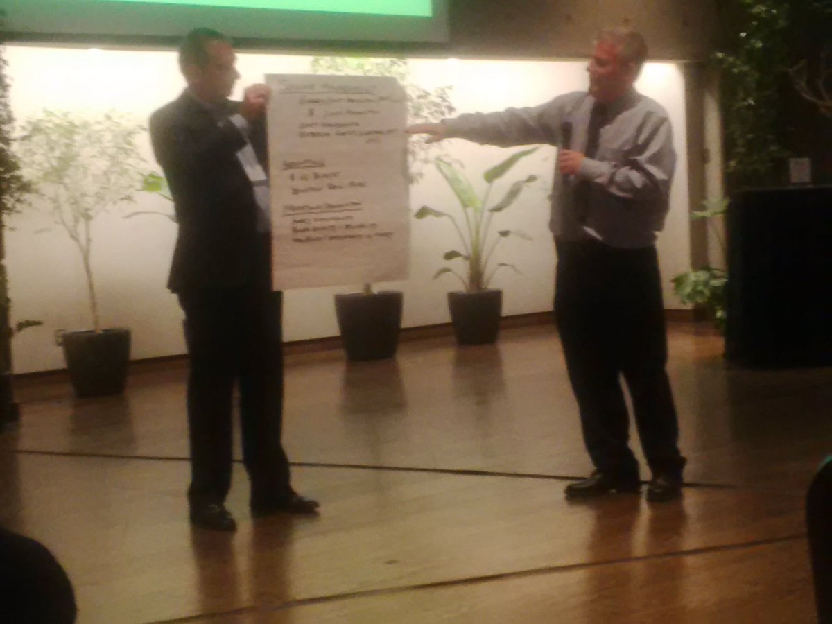 sustainleads's tweet photo. Sharing of ideas, talking about what type of energy info companies need! @360_energy #SHBevent https://t.co/wJifZExfv0