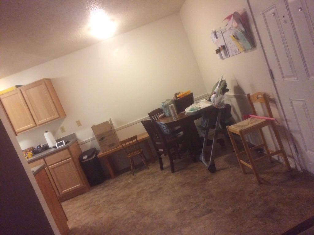 IAmLoud17's tweet image. So I found this new room in my apartment.... #itsclean