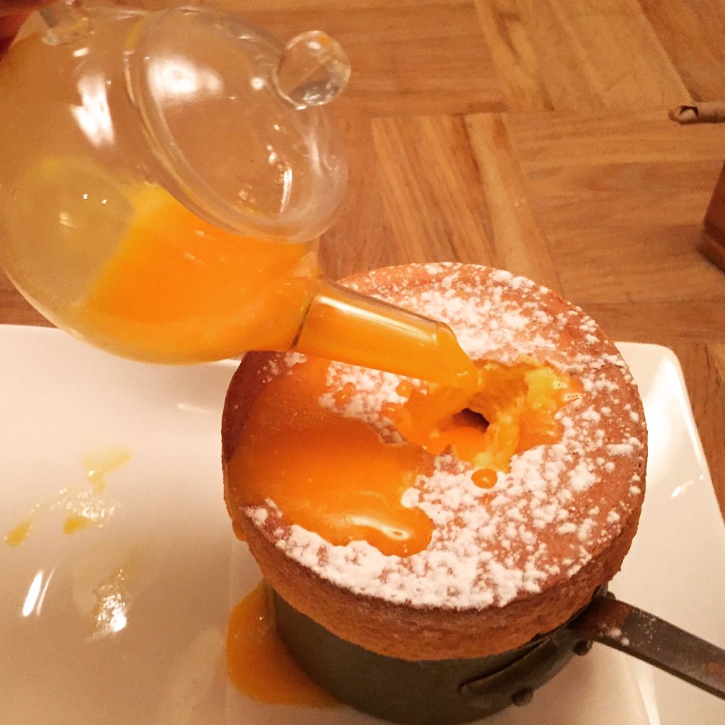 mimsimplythai's tweet photo. A happy ending with my favourite #mangosouffle. #dessert #foodporn https://t.co/uL6TQqRX0C