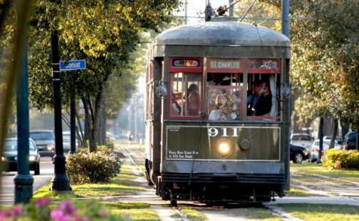 LouisianaTravel's tweet photo. No trip to #NOLA is complete without a streetcar ride! Learn about their history:  https://t.co/0aTpt1svfO https://t.co/UNTF4W1ia9