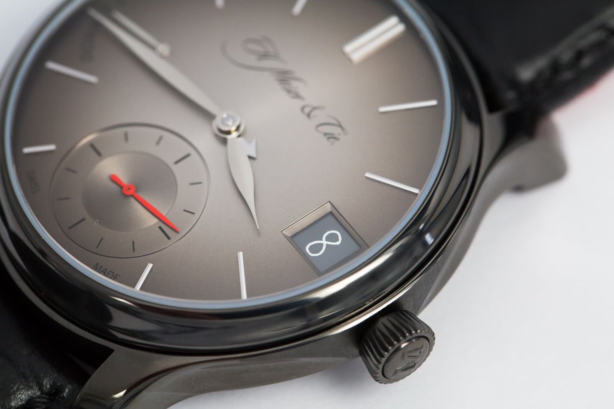For @OnlyWatch2015, the uniqueness of the <a href="/HMoserCie/">H. Moser & Cie</a> Endeavour Perpetual Calendar bit.ly/1OqLpZH #watches