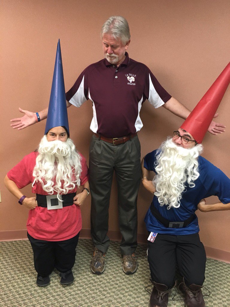 TQLSASports's tweet photo. Just another day In the La Salle Athletic Department https://t.co/8ZCPDEceVn
