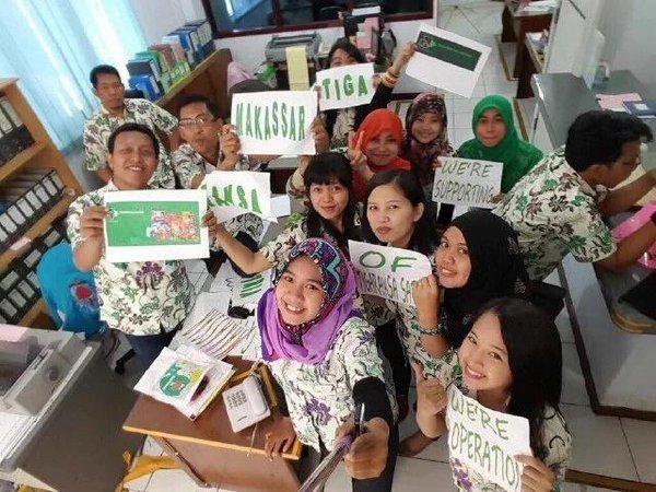 shoel_area's tweet photo. Makassar Bisa Tonji Cess... @TigaraksaSatria #LombaBatikTRS #CP_MAKASSAR https://t.co/PCg0xYp7CX https://t.co/1XXVWvWFcL