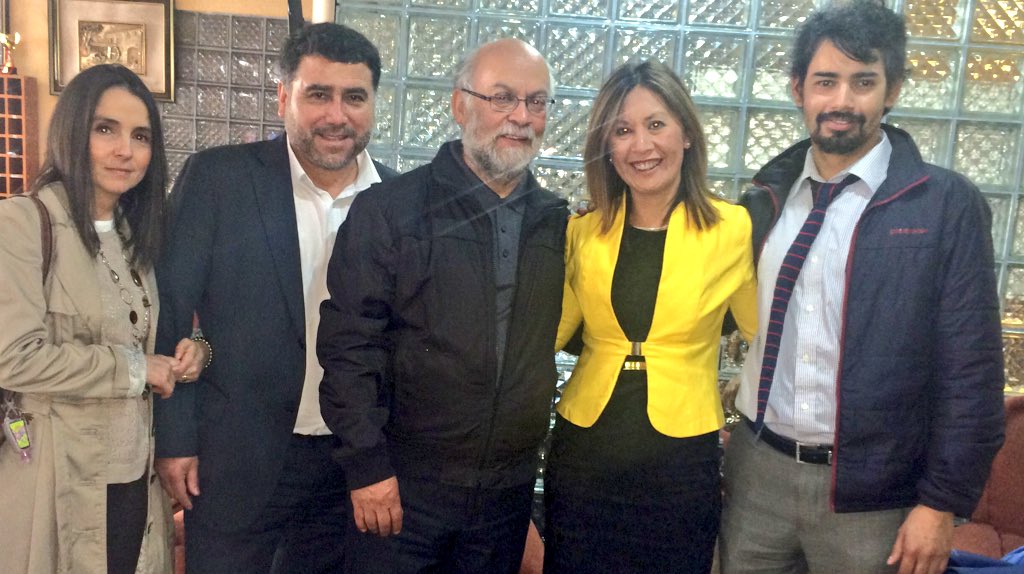 RayenInglesH's tweet photo. Junto a Instituto Nacional de Desarrollo humano en el marco de la promoción del día nacional de la Yoga https://t.co/azTRuWgEgo