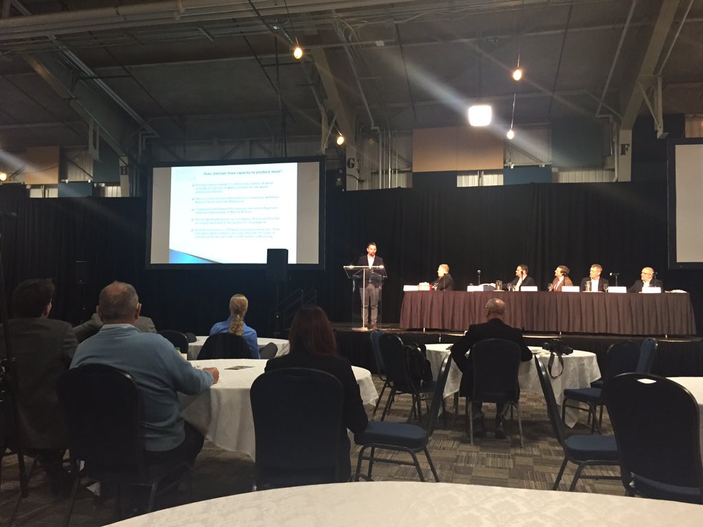 KFletcherBBI's tweet photo. Japan has a diff. market than Korea, they believe in #certification &amp; #sustainability. -Brodie Govan, PMV #WPAC2015 https://t.co/UDwDT6vRyI