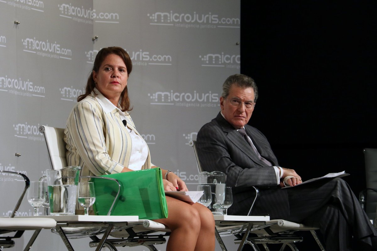 microjuris's tweet photo. #CubaPR - La Lcda. Yanet Souto y Joaquín Viso en el panel Propiedad Intelectual https://t.co/IUkL37hZ7L