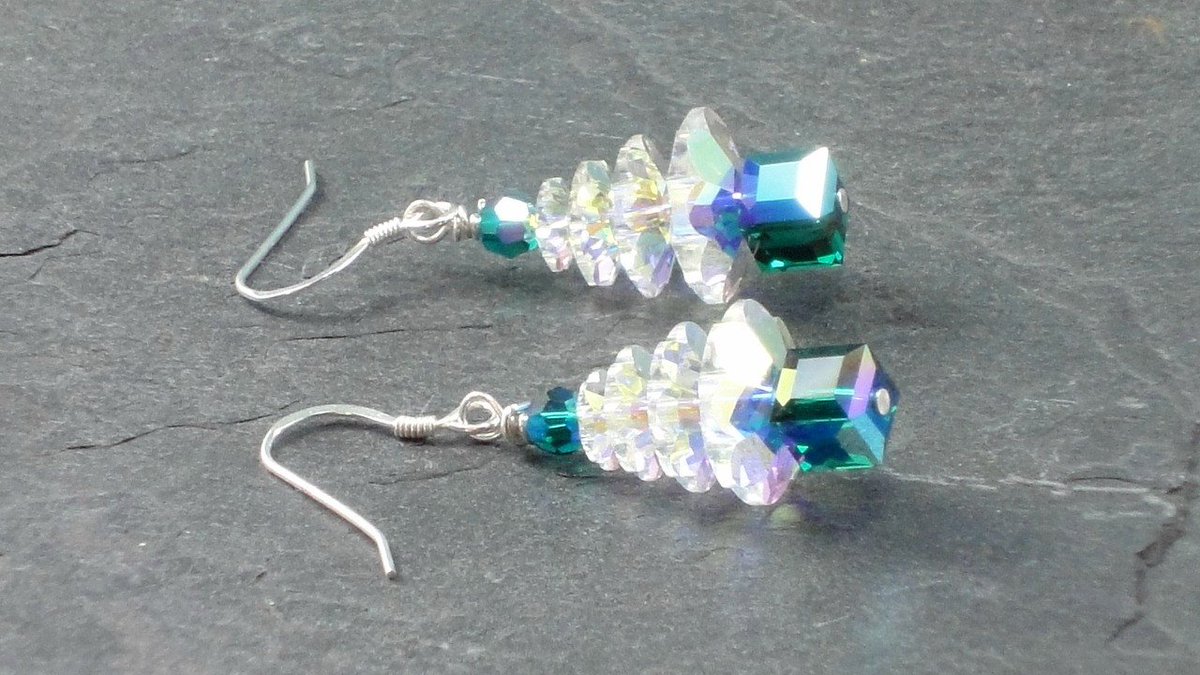 DesignedbyVal's tweet photo. Crystal Christmas Trees, Dangling Earrings https://t.co/yN5wYC8mCL #jewelryonetsy #CrystalAb https://t.co/hhm5GqHZXq