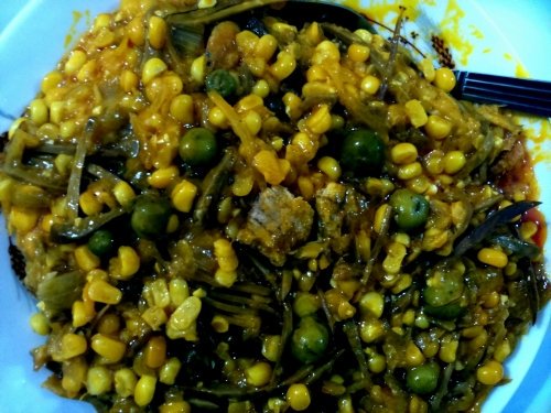 FreshAndrawNG's tweet photo. This is #Cornfu. Yes, It's a wicked nutritionally delicious tasty combinations of #FreshCorn nd Ngwogwo na Ngwogwo. https://t.co/iFHKH4erZE