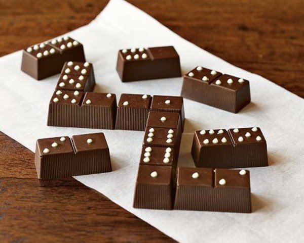 Chocolates's tweet image. Chocolate Dominos