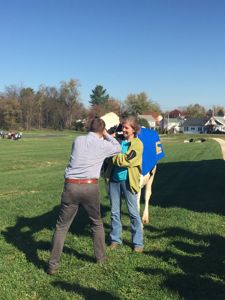 Kissin' cows for Race For Education <a href="/WMSLions/">Walkersville Middle</a>