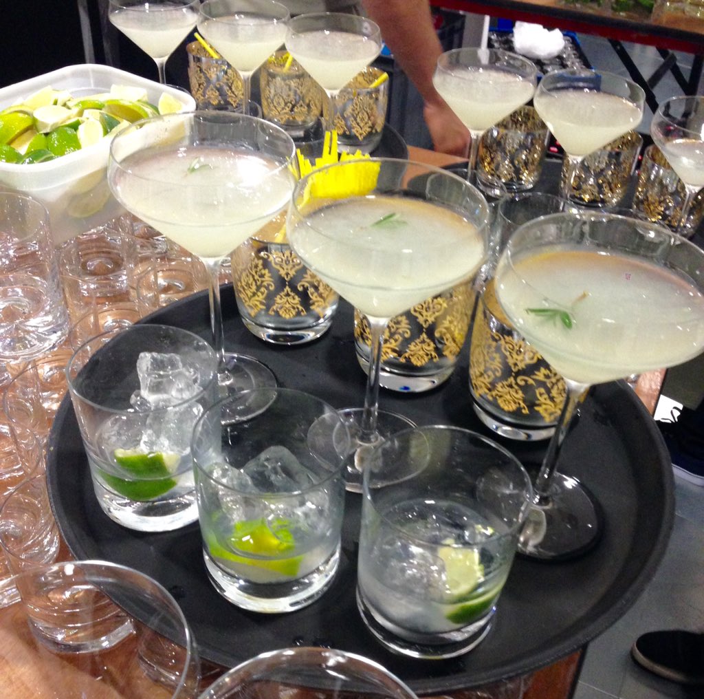 TheShardLondon's tweet photo. A night of debate on 'Place' is not complete without local #gin @JensensGin cocktails. #ShardTalks https://t.co/cFrOR01hQt