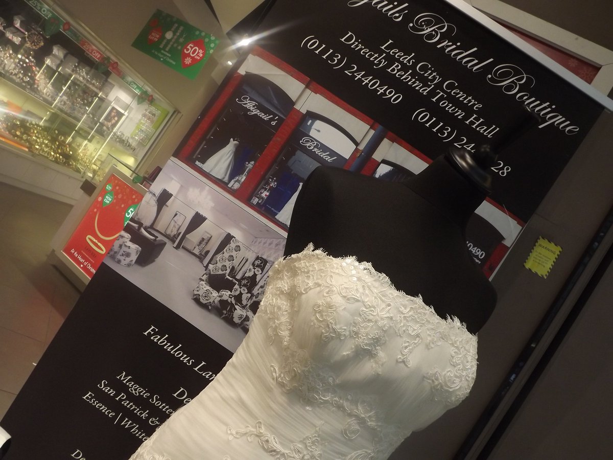 HSWhiteRose's tweet photo. We love the lace detailing of this @Abigails_Bridal dress - In store till this Sunday as part of our #WeddingEvent https://t.co/N6qs5QUUea