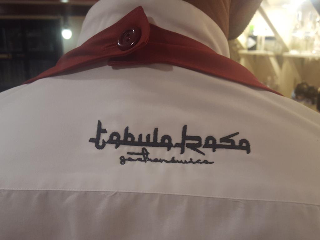 TabulaRasaG's tweet photo. Seguimos buscando personal #sala #barra Imprescindible #formacion y #pasion x la #profesion #gastro #vino #Granada https://t.co/vc8P2vVbvc