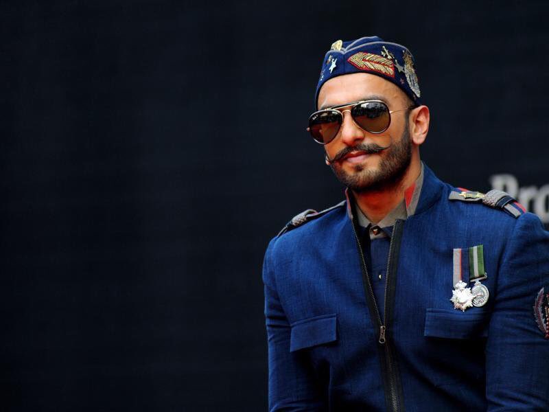 RanveerOnline_'s tweet photo. Kingg. #DeepVeerForLife https://t.co/7CDoscZIFv