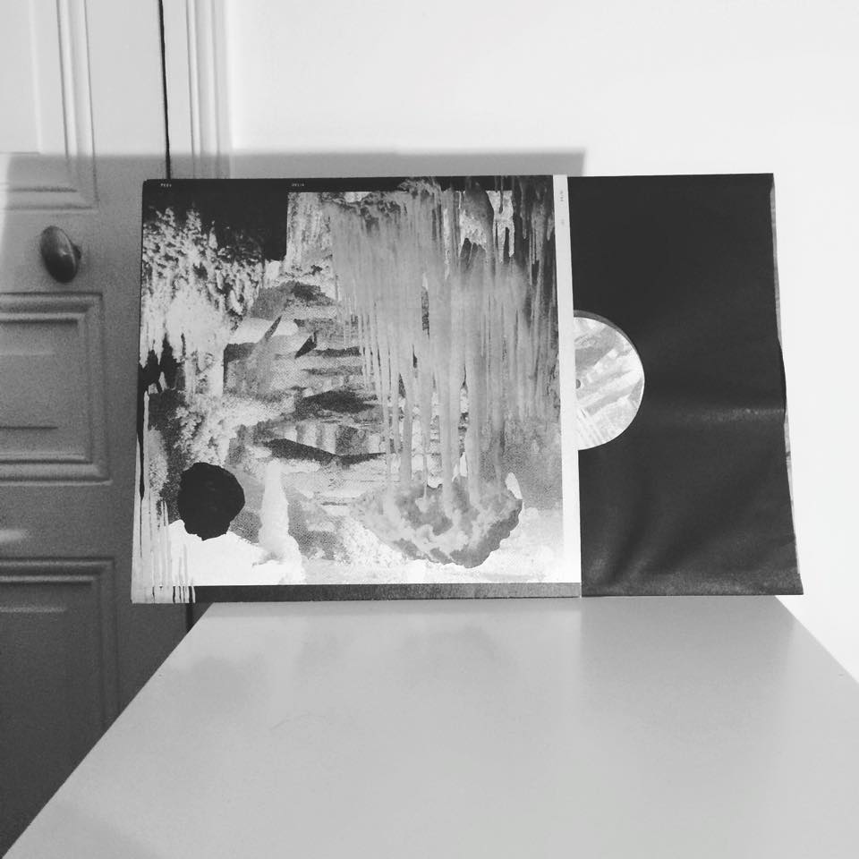 p_eev's tweet photo. the @intramurosrec 001 vinyls are here !!! https://t.co/Z5BVil4tDq