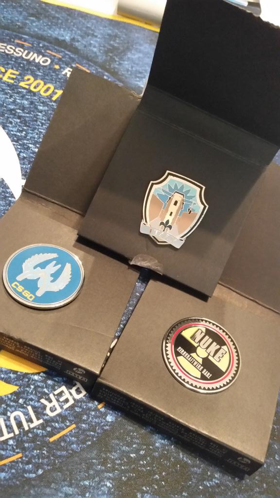 Pin giveaway, RT and FOLLOW me for a chance to win one of these lovely pins! #CSGO #giveaway #pins