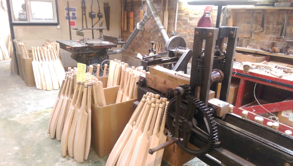 AJSportsUK's tweet photo. Had a great time hand picking some seriously good bats at @SalixBats this morning! #QualityBats #QualityPeople https://t.co/dsPFzlXHoS