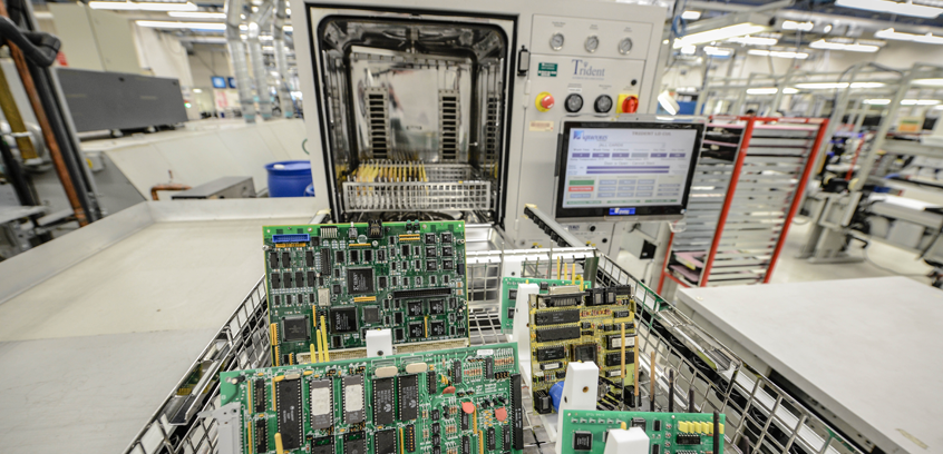 Celestica_Inc's tweet image. #Ruggedization and how Celestica is helping to make devices stronger. #Engineering
bit.ly/1Or7uHA