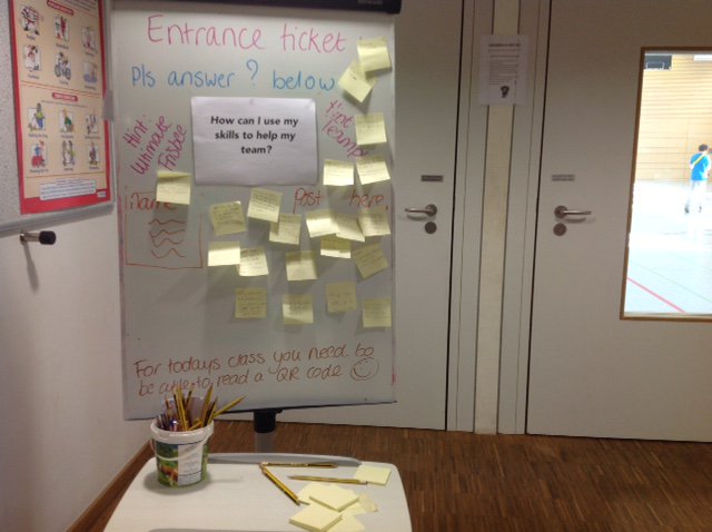 MrsLieke's tweet photo. Exit ticket?...... what about an entrance ticket? #physed #pechat #slowchatpe #voxerpe #pe4learning https://t.co/0JJTRL7TiJ