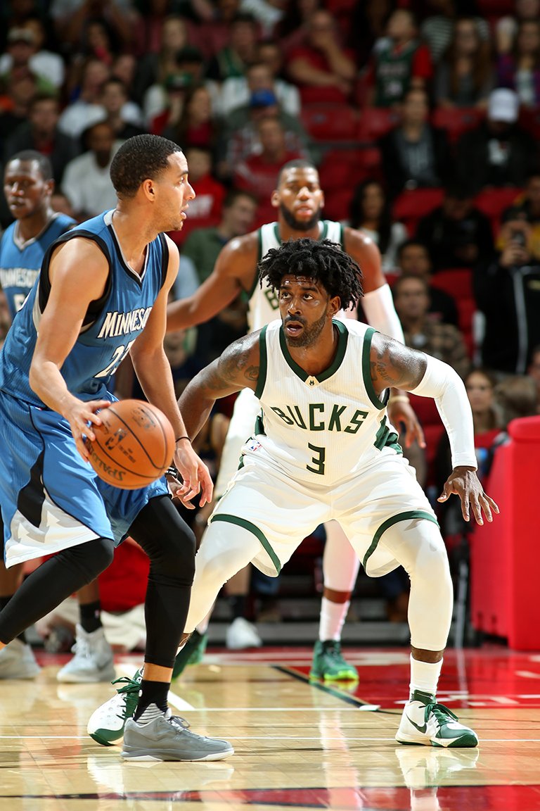 Smh Happy 28th birthday to OJ Mayo! 