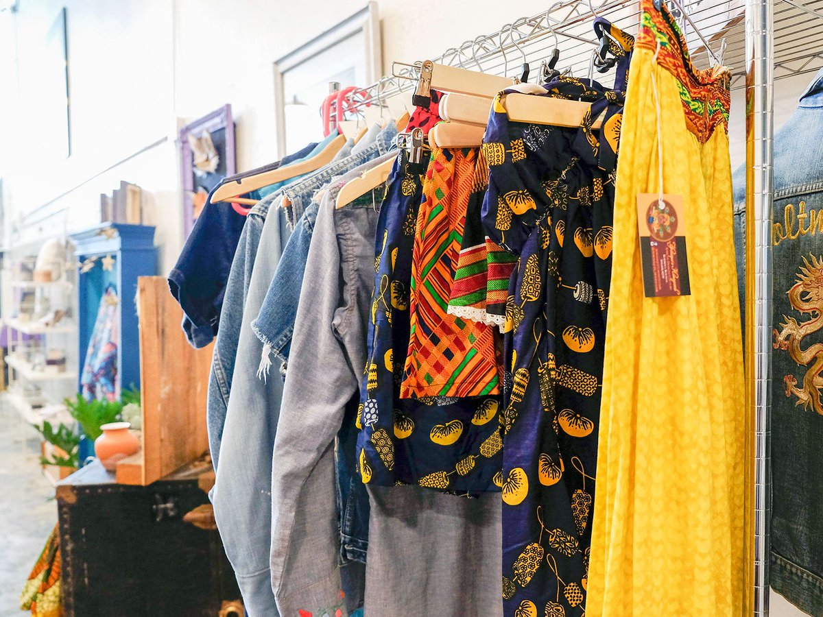 LessThan100Shop's tweet photo. We're here in New Orleans through Nov 30. Visit us Tue-Sun, 12-7pm. #gendergap More info: https://t.co/GWnx31y7pY https://t.co/F7gDa8y6nO