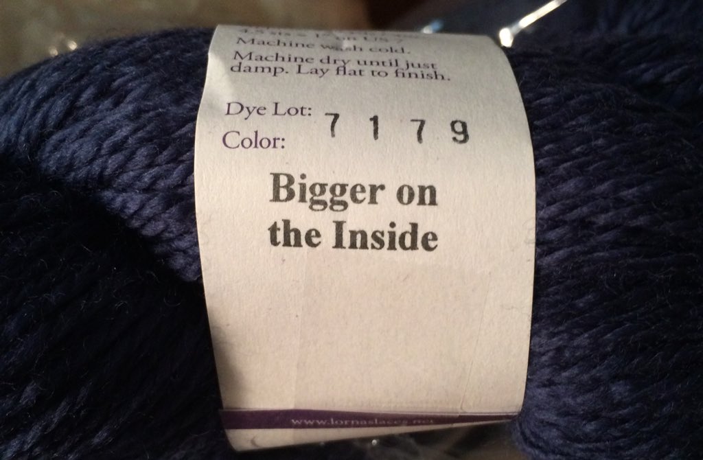 GingyNorth's tweet photo. Awwwww yeahhhh @lornaslaces #yarnsupport #knitting #indiedesign https://t.co/XYgoeuji6a