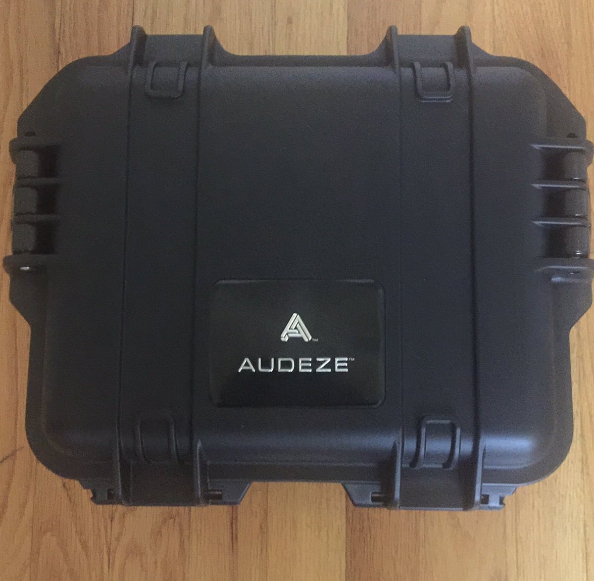 BBBBBBBDSG's tweet image. Audeze LCD-4 Impressions coming soon #Audeze #LCD4 #audiophile #hifi