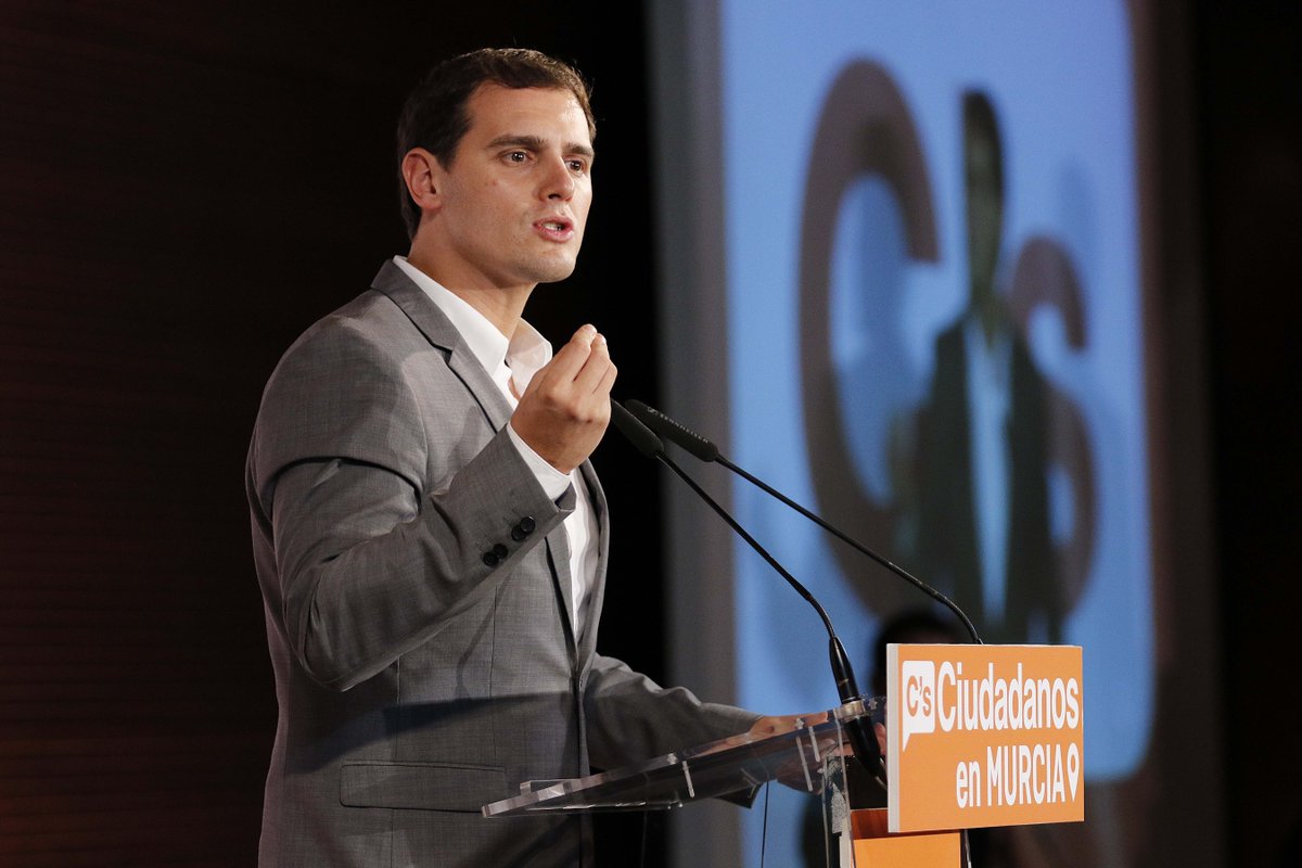 CsRegionMurcia's tweet photo. .@Albert_Rivera “El proyecto común que necesita España es Ciudadanos” https://t.co/j6p6WLcPQm #LaIlusiónVenceAlMiedo https://t.co/3frEefgRuy