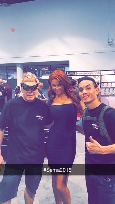 Come bring me pizza please at the Yukon Booth (20025) at Sema 💋🍕 https://t.co/avfjGY71zJ