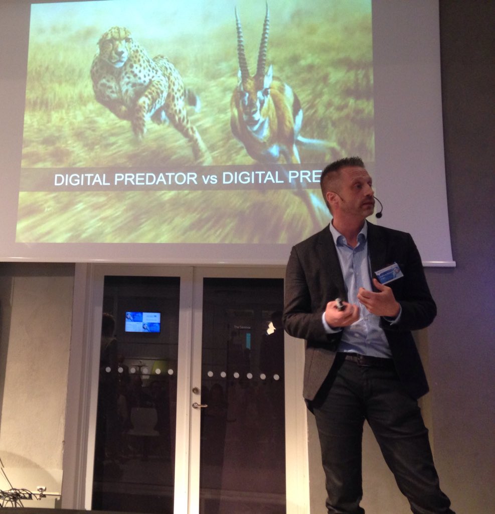 CDOannelie's tweet photo. Great talk today by @melvanius & @AndreasSjostrom on #digital trends, #sensification of things and #innovation https://t.co/2d7WCM703S