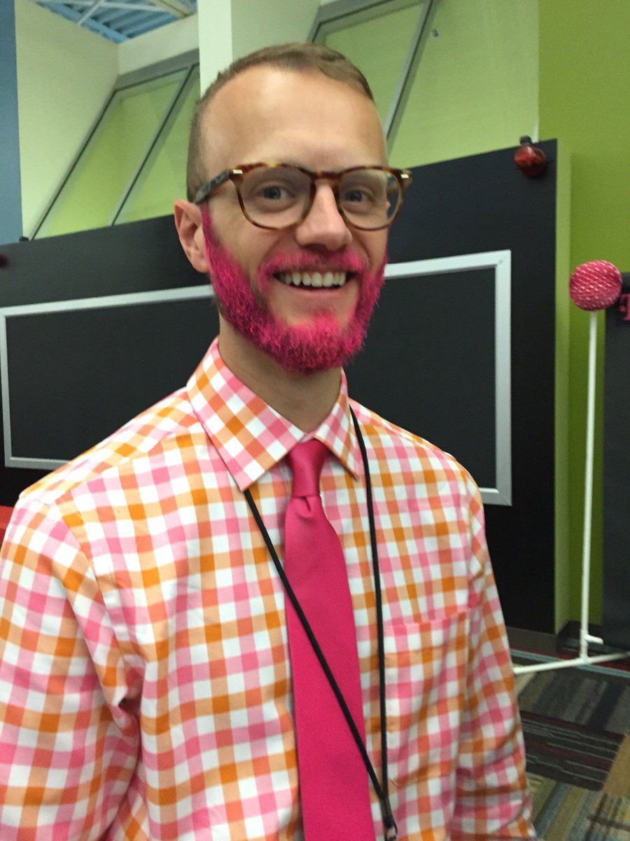 Again pulling it off!!!! <a href="/bwright77/">Brian Wright</a> <a href="/MBridgesTweets/">Michelle Bridges</a> <a href="/TickledMagenta/">Jamia Naylor</a>