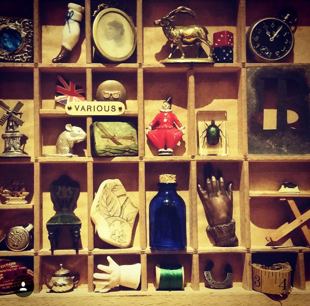 RareRadish's tweet image. Life of a treasure hunter.Tiny collection of curios here and now.
#collectionofcurios #randomcollection #RareRadish