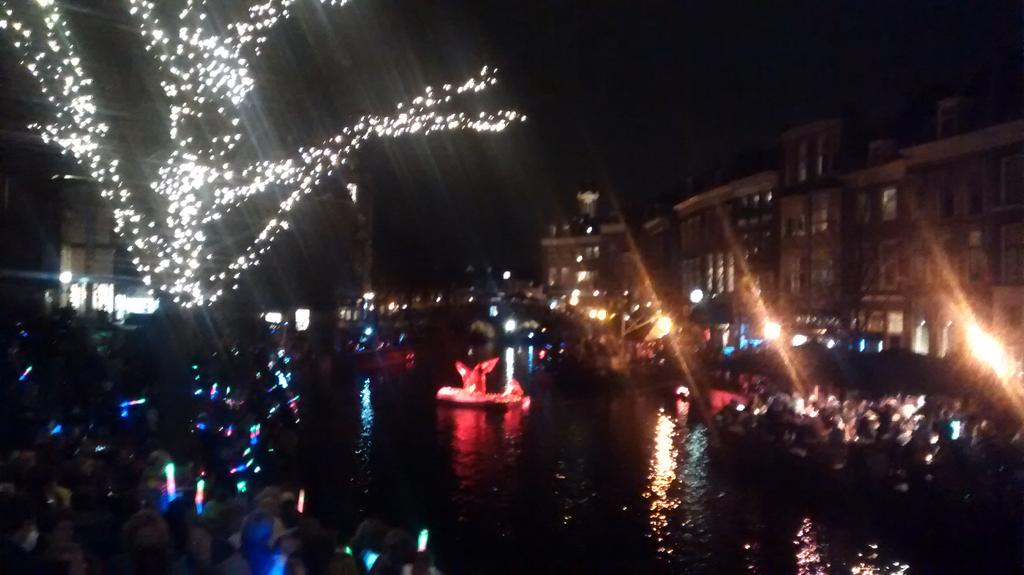 Lichtspektakel in volle gang! #lichtjesparde #Leiden