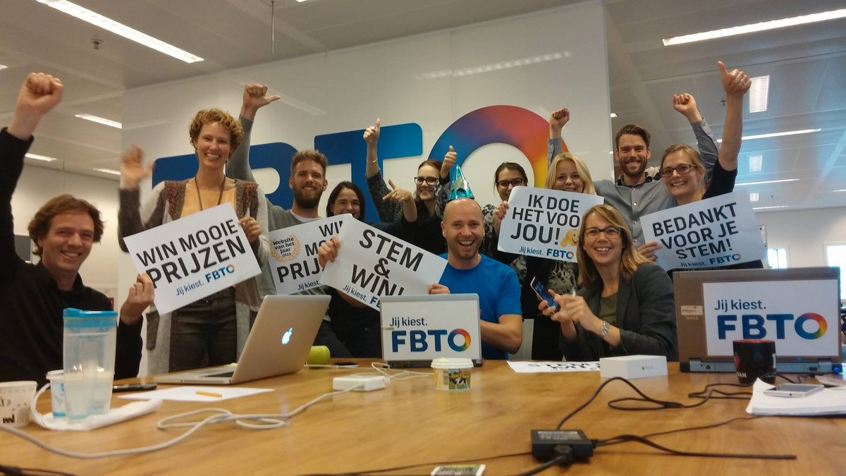 Super! Jullie stemmen massaal :-) #trots #websitevanhetjaar @WvhJNL bit.ly/stemjeopons Nog 1 dag #laatstekans